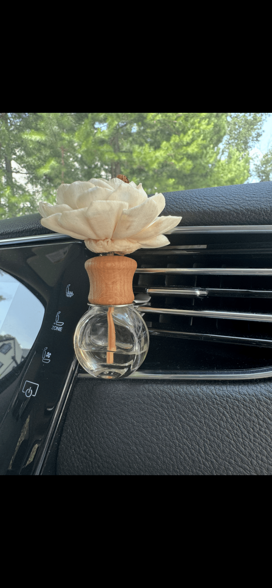 Wood Flower Car Diffuser Vent Clip - Southern E - Scentuals - Retail